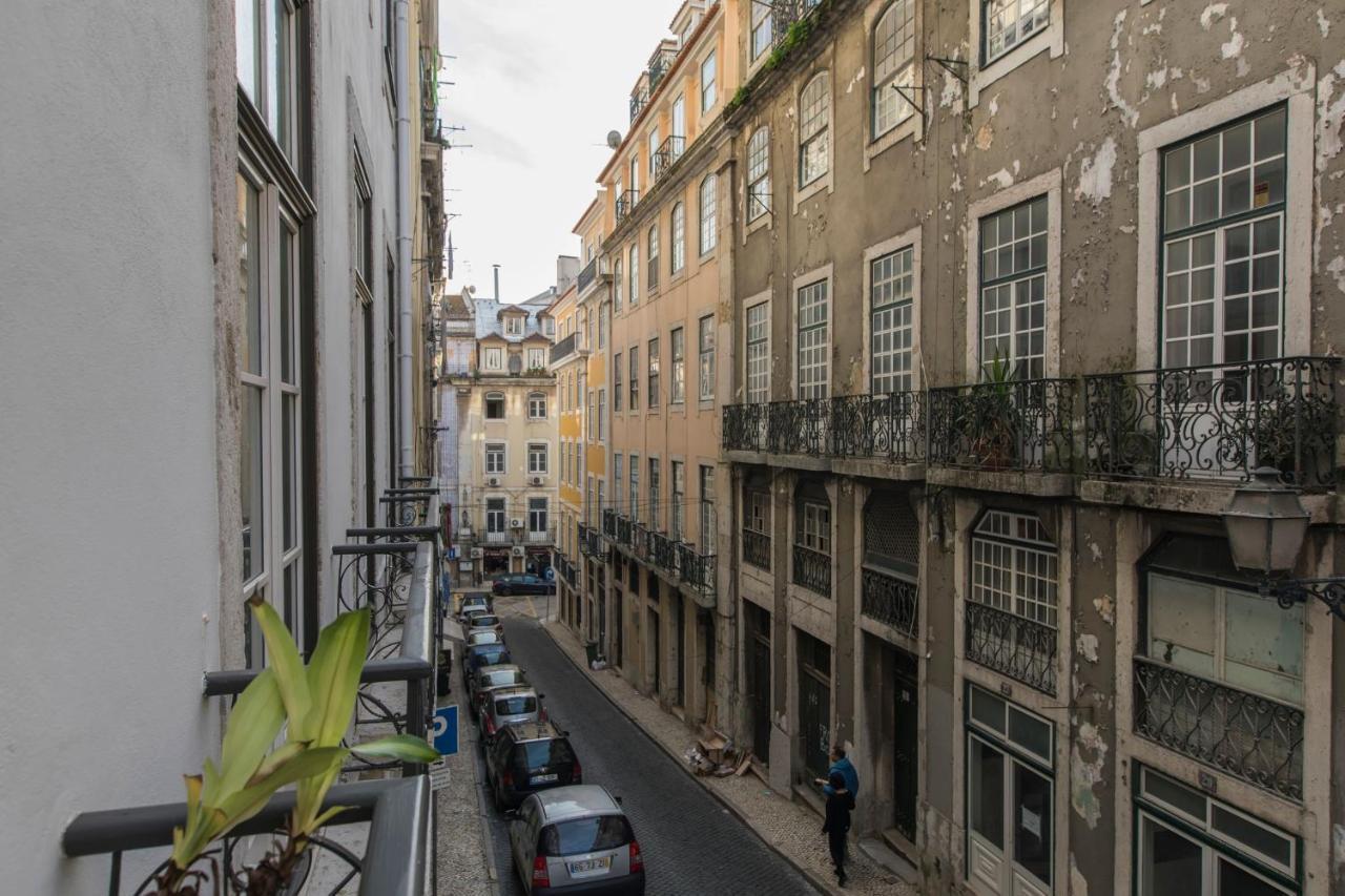 Lovelystay - 3 Bedroom Downtown Wonderwall Lisbon Exterior photo